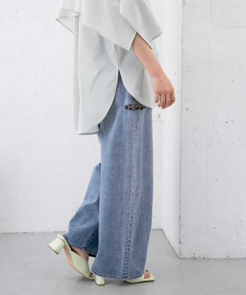 KBF(ケイビーエフ)の「ボーイッシュダメージデニム(デニムパンツ・レディース・ライトブルー/ネイビー/グレー・38/36)」の4枚目の写真