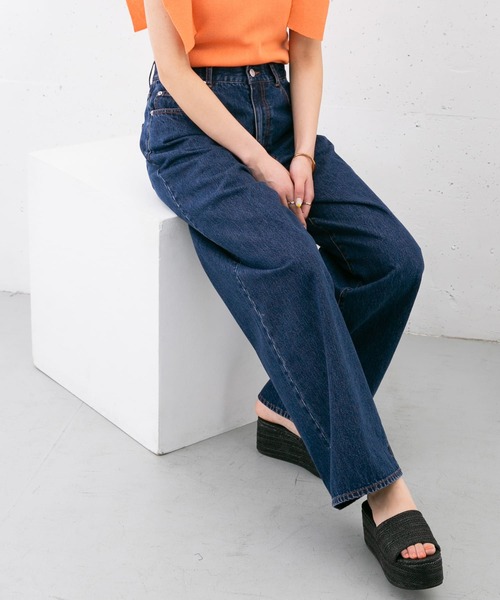 KBF(ケイビーエフ)の「ボーイッシュダメージデニム(デニムパンツ・レディース・ライトブルー/ネイビー/グレー・38/36)」の8枚目の写真