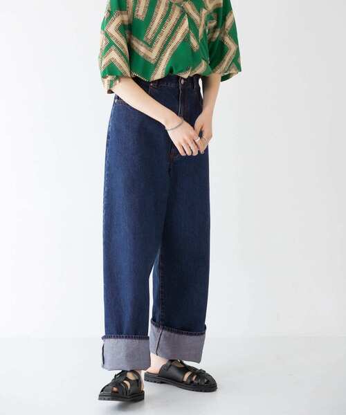 KBF(ケイビーエフ)の「ボーイッシュダメージデニム(デニムパンツ・レディース・ライトブルー/ネイビー/グレー・38/36)」の16枚目の写真