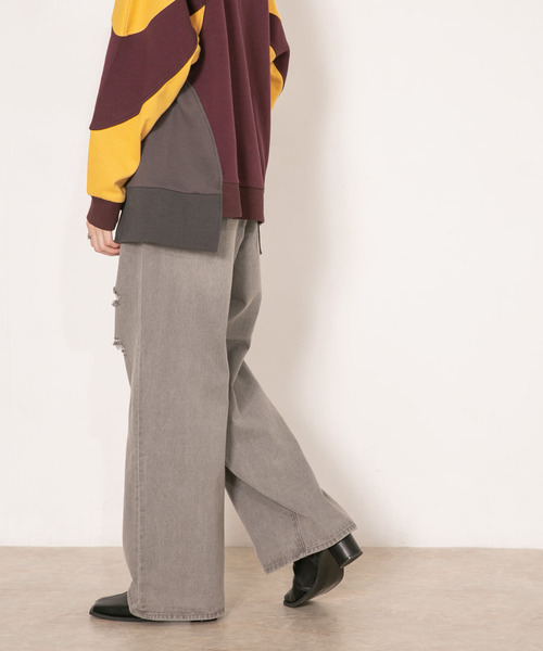 KBF(ケイビーエフ)の「ボーイッシュダメージデニム(デニムパンツ・レディース・ライトブルー/ネイビー/グレー・38/36)」の20枚目の写真