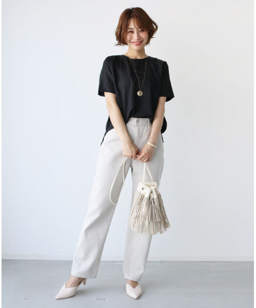 Ehre style（エーレスタイル）の「オフィスで着られるきちんとＴシャツ（Tシャツ/カットソー・レディース・ブラック/ベージュ/ピンク/アイボリー・FREE）」の19枚目の写真