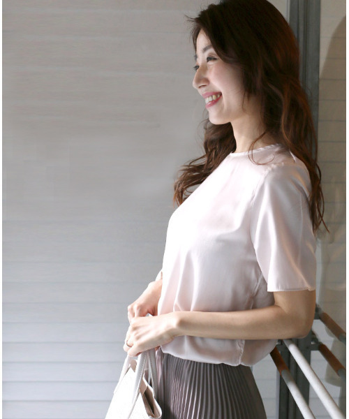 Ehre style（エーレスタイル）の「オフィスで着られるきちんとＴシャツ（Tシャツ/カットソー・レディース・ブラック/ベージュ/ピンク/アイボリー・FREE）」の9枚目の写真