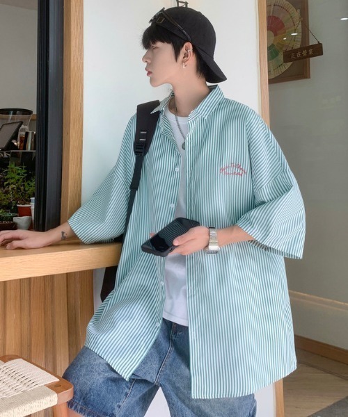 MGV(エムジーヴィー)の「ワンポイント刺繍ストライプシャツ(シャツ/ブラウス・メンズ・ブルー/ブラック/グリーン・LARGE/X-LARGE/MEDIUM)」の11枚目の写真