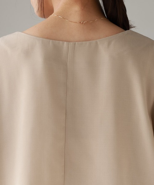 リネンライク前後2WAY袖タックブラウス