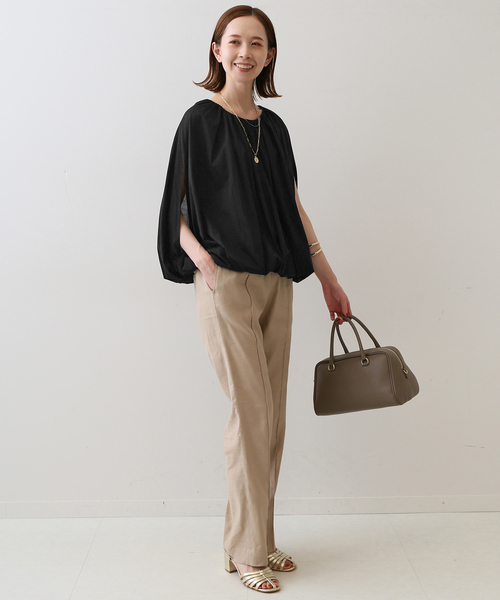 SLOBE IENA(スローブイエナ)の「シアーギャザーカットソー(Tシャツ/カットソー・レディース・ブラック/ライトグリーン・FREE)」の4枚目の写真