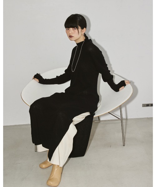 TODAYFUL（トゥデイフル）の「シルクニットドレス（ワンピース・レディース・ブラック/ベージュ・36inch/38inch）」の5枚目の写真