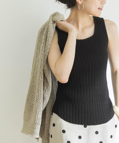 URBAN RESEARCH（アーバンリサーチ）の「ランダムアイレットテレコスクエアタンクトップ（タンクトップ・レディース・カーキ/ブラック/オフホワイト・FREE）」の13枚目の写真