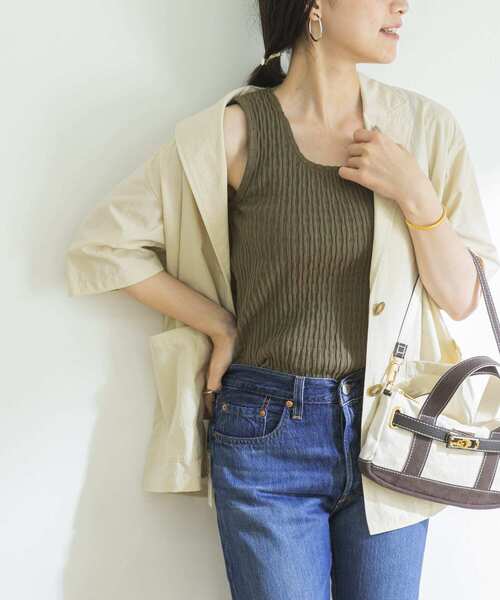 URBAN RESEARCH（アーバンリサーチ）の「ランダムアイレットテレコスクエアタンクトップ（タンクトップ・レディース・カーキ/ブラック/オフホワイト・FREE）」の16枚目の写真