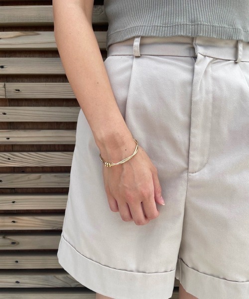 PARKS TOKYO SELECT（パークストウキョウセレクト）の「ツイスト メタル バングルブレスレット（バングル/リストバンド・レディース・シルバー/ゴールド・FREE）」の7枚目の写真