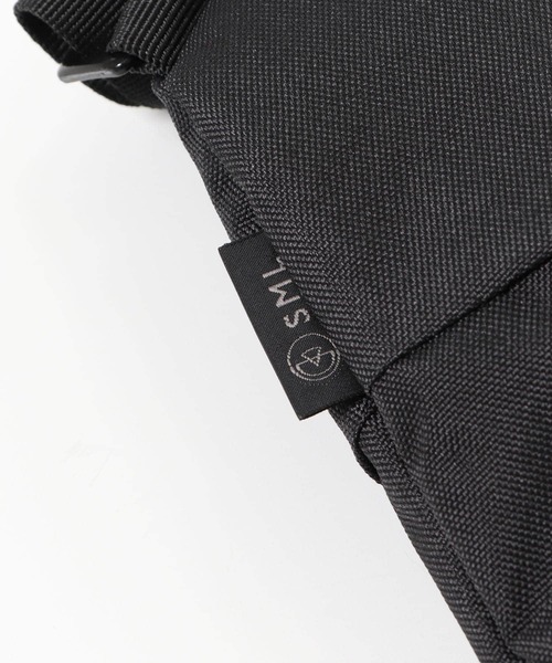 SML(エスエムエル)の「『別注』S.M.L.×DOORS ボディバッグ(ショルダーバッグ・メンズ・ブラック/カーキ/ベージュ系その他・-)」の18枚目の写真