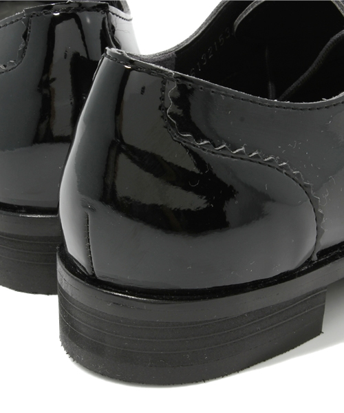 Ray BEAMS（レイビームス）の「SEPTEMBER MOON / エナメル調 アーモンド シューズ（ドレスシューズ・レディース・ブラック/ホワイト/ピンク・22.5cm/25.0cm/23.0cm/24.0cm/24.5cm/23.5cm）」の17枚目の写真