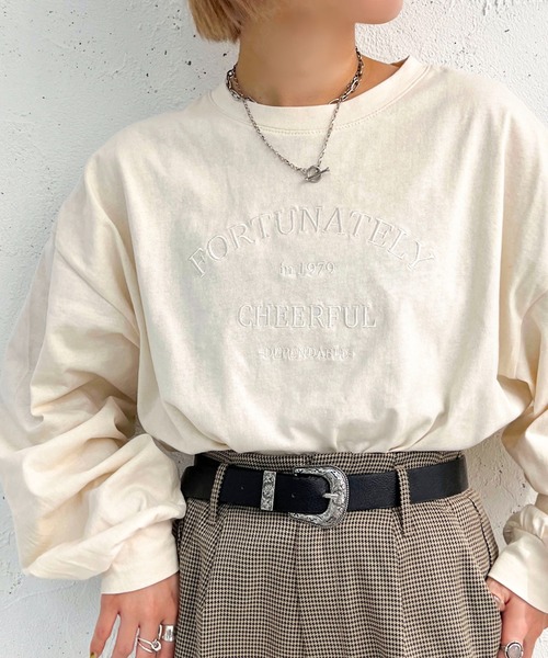 apres jour mignon（アプレジュールミニョン）の「袖ボリュームゆるロンT【ZOZOTOWN限定アイテム】（Tシャツ/カットソー・レディース・ホワイト系その他/アイボリー/ブラック/ホワイト系その他2/ブラック系その他/オフホワイト・X-LARGE/フリー）」の16枚目の写真