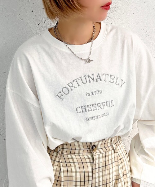 apres jour mignon（アプレジュールミニョン）の「袖ボリュームゆるロンT【ZOZOTOWN限定アイテム】（Tシャツ/カットソー・レディース・ホワイト系その他/アイボリー/ブラック/ホワイト系その他2/ブラック系その他/オフホワイト・X-LARGE/フリー）」の19枚目の写真