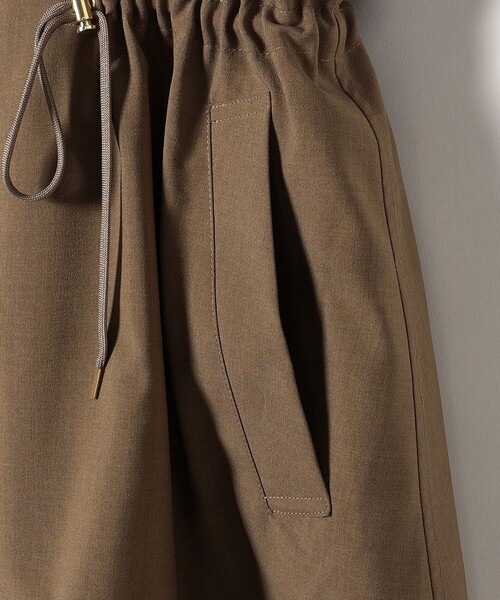 SHIPS（シップス）の「*ドロストマウンテンパーカー◆（マウンテンパーカー・レディース・ライトグレー/ブラック/ネイビー/ライトブラウン・ONE SIZE）」の15枚目の写真