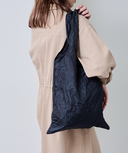 COLONY 2139（コロニートゥーワンスリーナイン）の「ボール型エコバッグ（エコバッグ/サブバッグ・レディース・ブラック・FREE）」の12枚目の写真