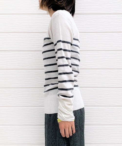 Q（キュー）の「BROSパネルボーダーニット（ニット/セーター・レディース・チャコールグレー/ホワイト系その他・MEDIUM）」の4枚目の写真