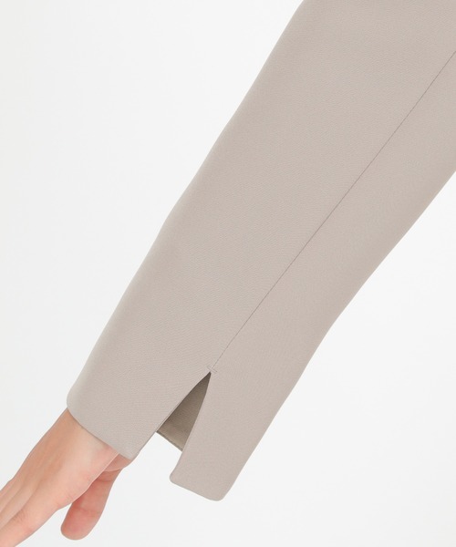 IKKA LOUNGE（イッカラウンジ）の「【BeasySmart】ウォッシャブルキーネックジャケット（テーラードジャケット・レディース・ブラック/ブラウン・M/L）」の4枚目の写真