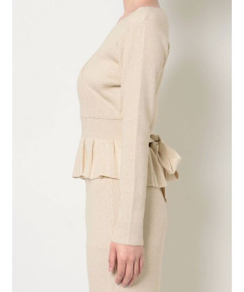 RESEXXY（リゼクシー）の「ペプラムデザインニットトップス【セットアップ着用可能】（ニット/セーター・レディース・ブラック/ベージュ/ピンク・FREE）」の19枚目の写真