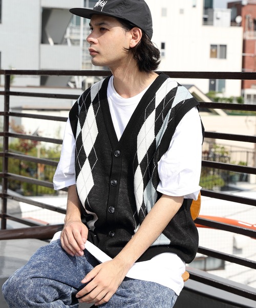 8(eight)(エイト)の「前身ジャガードニットジレ(ベスト・メンズ・ブラック/ネイビー・LARGE/MEDIUM)」の4枚目の写真