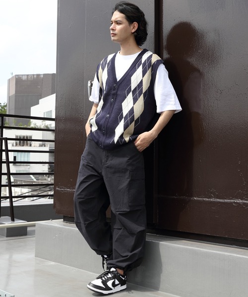 8(eight)(エイト)の「前身ジャガードニットジレ(ベスト・メンズ・ブラック/ネイビー・LARGE/MEDIUM)」の21枚目の写真