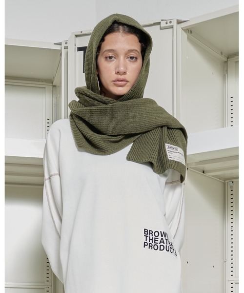 THEATRE PRODUCTS（シアタープロダクツ）の「ブラウンネームフードマフラー（マフラー・レディース・ブラック/グレー/ベージュ/カーキ・FREE）」の4枚目の写真