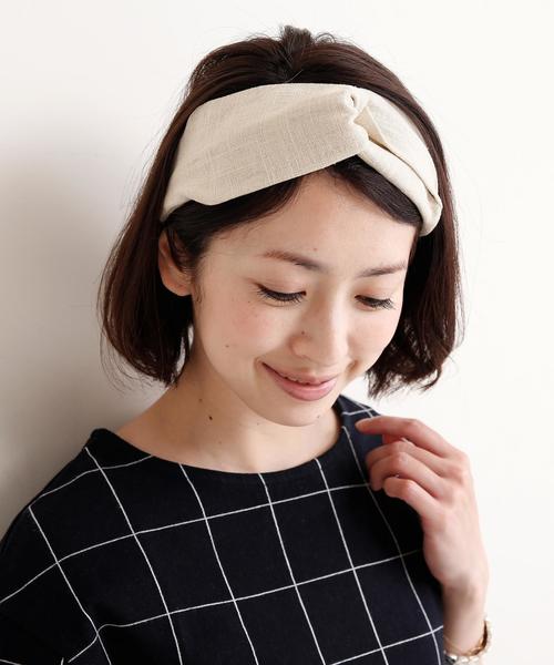 BEAUTY&YOUTH UNITED ARROWS（ビューティーアンドユースユナイテッドアローズ）の「BYSFN リネン ヘアバンド◆（ヘアバンド・レディース・ベージュ/ネイビー・フリー）」の2枚目の写真