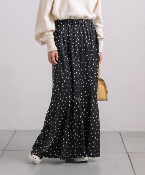 CIAOPANIC TYPY（チャオパニックティピー）の「■【2WAY】シルエットサテンスカート（スカート・レディース・ブラウン/イエロー/ブラック/ブルー・ONE SIZE）」の2枚目の写真