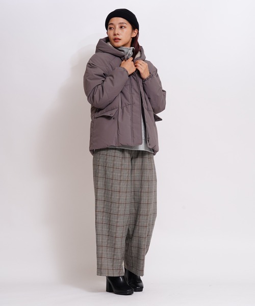 GIORDANO（ジョルダーノ）の「[ GIORDANO ]パデッドフードルーズジャケット | 撥水/防風（ダウンジャケット/コート・レディース・グレー/ベージュ・MEDIUM/LARGE/X-LARGE）」の14枚目の写真