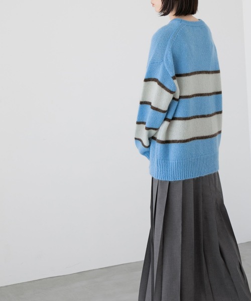 yuw（ユウ）の「モヘアクループルオーバー　172561（ニット/セーター・レディース・ブルー/ネイビー/イエロー/ピンク・FREE）」の9枚目の写真