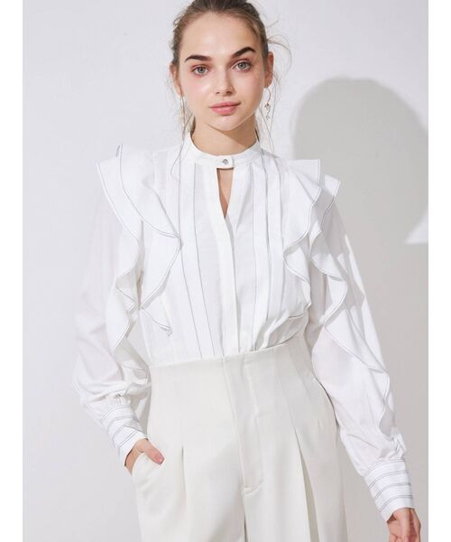 MERCURYDUO(マーキュリーデュオ)の「【To/】タックフリル配色ブラウス(シャツ/ブラウス・レディース・オフホワイト/ライトブルー/ベージュ・FREE)」の4枚目の写真