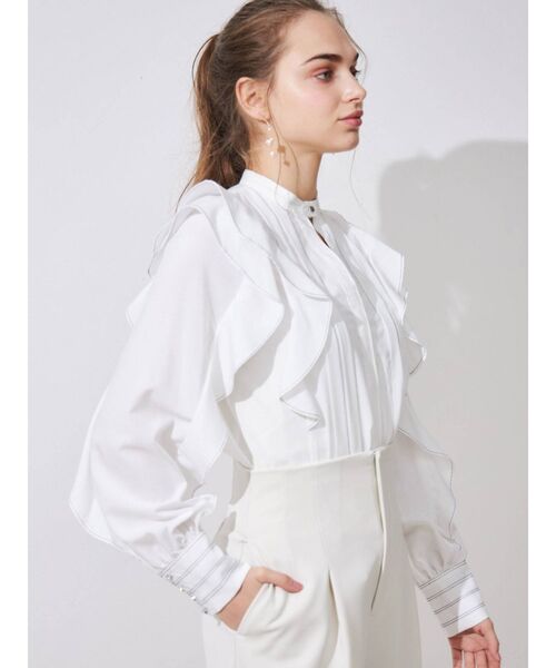 MERCURYDUO(マーキュリーデュオ)の「【To/】タックフリル配色ブラウス(シャツ/ブラウス・レディース・オフホワイト/ライトブルー/ベージュ・FREE)」の6枚目の写真