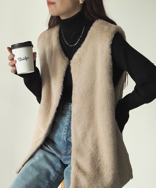 Riberry(リベリー)の「ファーベスト/ジレ(ベスト・レディース・ベージュ/アイボリー・MEDIUM)」の13枚目の写真