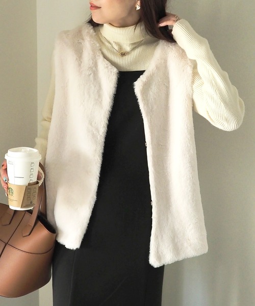 Riberry(リベリー)の「ファーベスト/ジレ(ベスト・レディース・ベージュ/アイボリー・MEDIUM)」の17枚目の写真