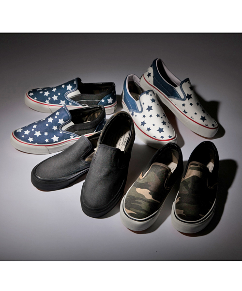 AVIREX（アヴィレックス）の「【In Red掲載アイテム】avirex/アヴィレックス/スリッポン/FREEDOM/フリーダム（スリッポン・レディース・ブラック/ネイビー/カモフラージュ/ホワイト・23cm/24cm/25cm/24/25/23/27.5/27/28/25.5/26/26.5）」の5枚目の写真