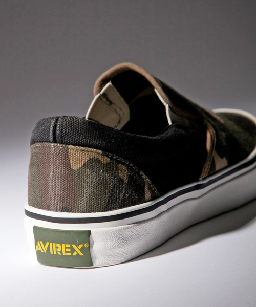 AVIREX（アヴィレックス）の「【In Red掲載アイテム】avirex/アヴィレックス/スリッポン/FREEDOM/フリーダム（スリッポン・レディース・ブラック/ネイビー/カモフラージュ/ホワイト・23cm/24cm/25cm/24/25/23/27.5/27/28/25.5/26/26.5）」の12枚目の写真