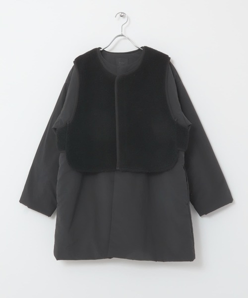 KBF（ケイビーエフ）の「ボアベストSET中綿ミドルコート（その他アウター・レディース・ライトグレー/ブラック・ONE）」の11枚目の写真