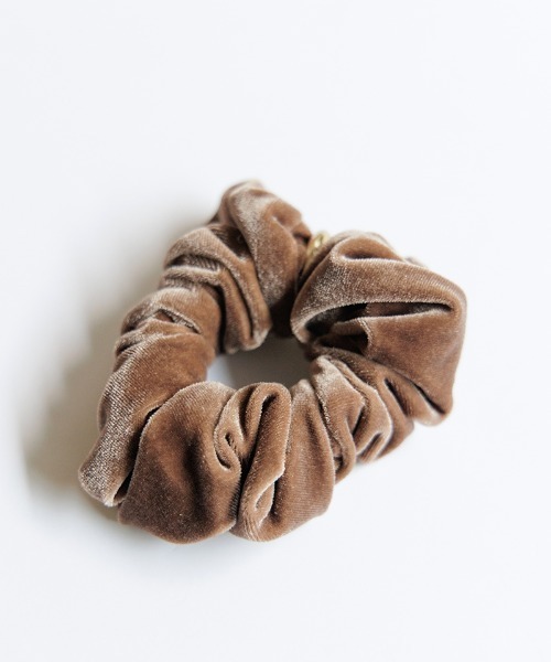 flower（フラワー）の「ゴージャスベロアシュシュ（シュシュ・レディース・ブラック/ブラウン・FREE）」の10枚目の写真