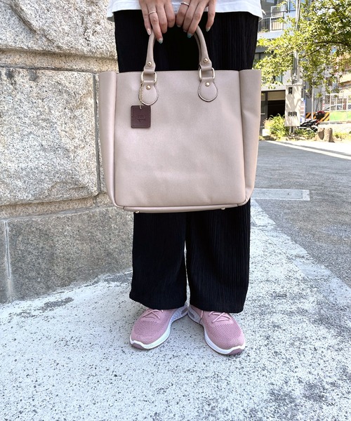 LUGG NAGG(ラグナグ)の「【エアー入り】幅広伸縮ニットスニーカー(スニーカー・レディース・ピンク/グレー/ブラック/ベージュ・23.5cm/23.0cm/24.0cm/24.5cm/22.5cm)」の13枚目の写真