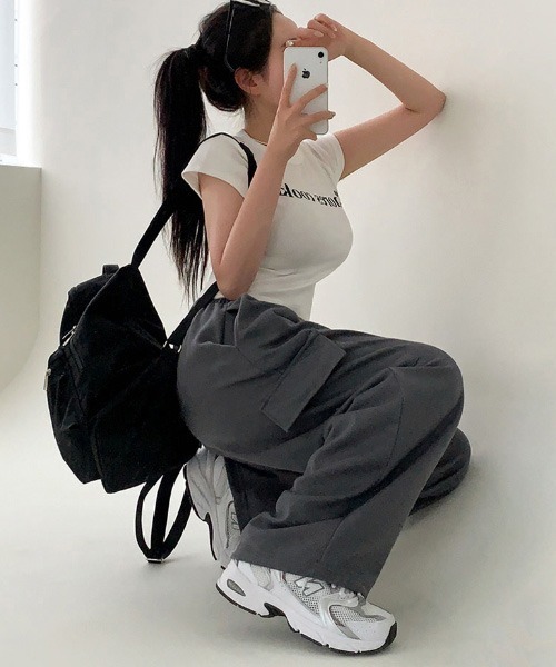 BEIDELLI（ベイデリー）の「[BELLIDE MADE] ウエストバンディングワイドカーゴパンツ（カーゴパンツ・レディース・グレー系その他/チャコール・FREE）」の9枚目の写真