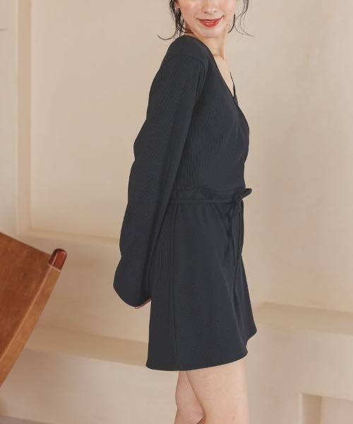 DONOBAN（ドノバン）の「カシュクールオールインワン ラッシュガード 水着（ラッシュガード・レディース・ブラック/ブラウン/カーキ・F）」の11枚目の写真
