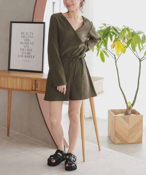 DONOBAN（ドノバン）の「カシュクールオールインワン ラッシュガード 水着（ラッシュガード・レディース・ブラック/ブラウン/カーキ・F）」の21枚目の写真