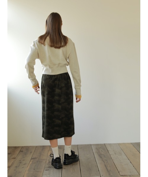 AMAIL（アマイル）の「Camouflage slit skirt（スカート・レディース・マスタード/ブラック・FREE）」の9枚目の写真