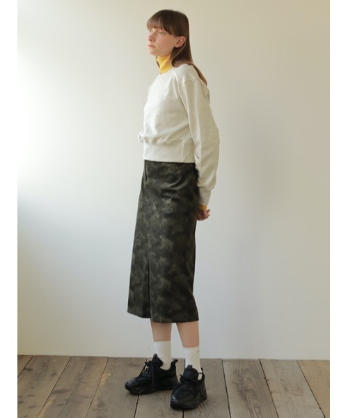 AMAIL（アマイル）の「Camouflage slit skirt（スカート・レディース・マスタード/ブラック・FREE）」の10枚目の写真