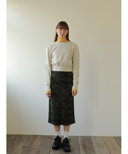 AMAIL（アマイル）の「Camouflage slit skirt（スカート・レディース・マスタード/ブラック・FREE）」の7枚目の写真