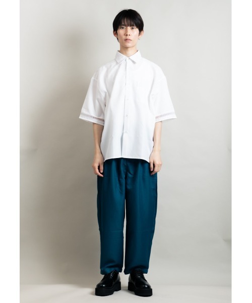 En serio TOKYO(エンソリオトーキョー)の「ポリトロ ワイドシルエット レース切り替え ワンポケットシャツ(シャツ/ブラウス・メンズ・ホワイト/ブラック・M/L)」の11枚目の写真