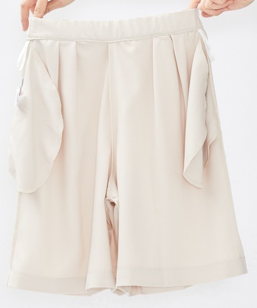 Le temps riche（ルタンリッシュ）の「【セットアップ対応】ツータックセンタープレスハーフパンツ＜Le temps riche＞（その他パンツ・レディース・ベージュ/チャコールグレー・M/LL/L）」の15枚目の写真