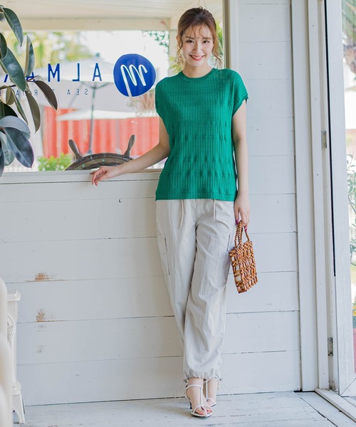 VICKY（ビッキー）の「【光沢感のある素材で女性らしい】ナイロンカーゴパンツ《手洗い可能》（カーゴパンツ・レディース・ライトブルー/グリーン/ベージュ・M）」の12枚目の写真