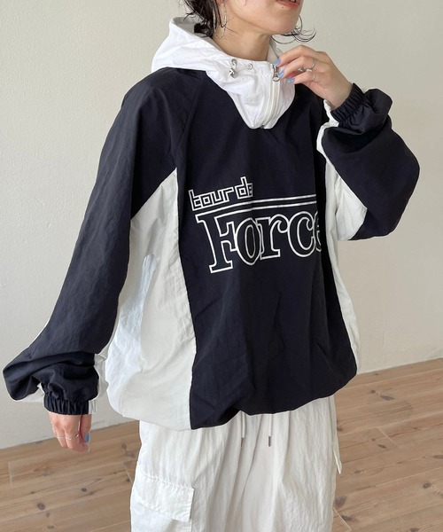 wee9s（ウィークス）の「buddy nylon hoodie / バディナイロン