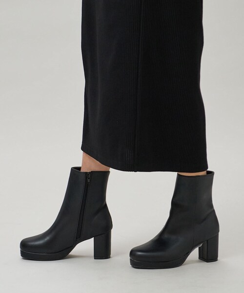 SHOO・LA・RUE（シューラルー）の「◆ストーム付きショートブーツ（ブーツ・レディース・ナチュラル/キャメル/ブラック・35/45）」の14枚目の写真