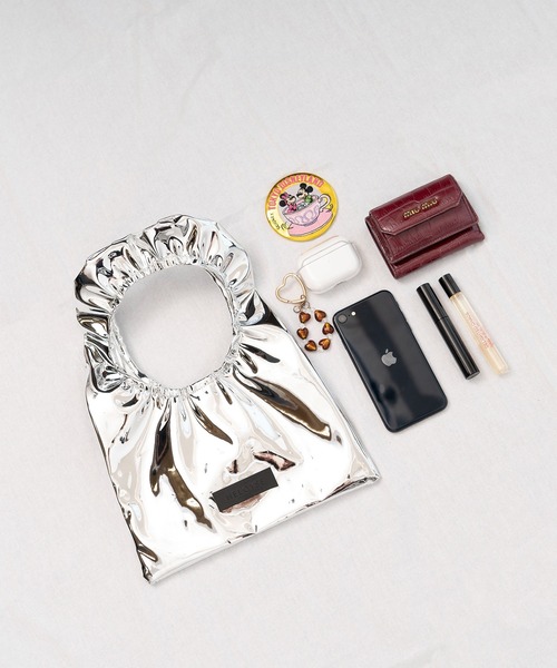 HELOYSE（エロイーズ）の「【HELOYSE/エロイーズ】 トースト PUレザー SM（ハンドバッグ・レディース・シルバー/シルバー系その他/カーキ/ベージュ/ブラック/ボルドー・FREE）」の16枚目の写真